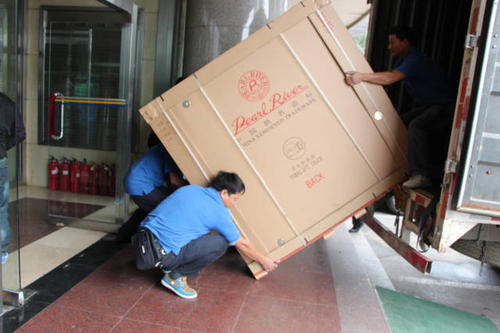 新源钢琴贵重工艺品无忧运